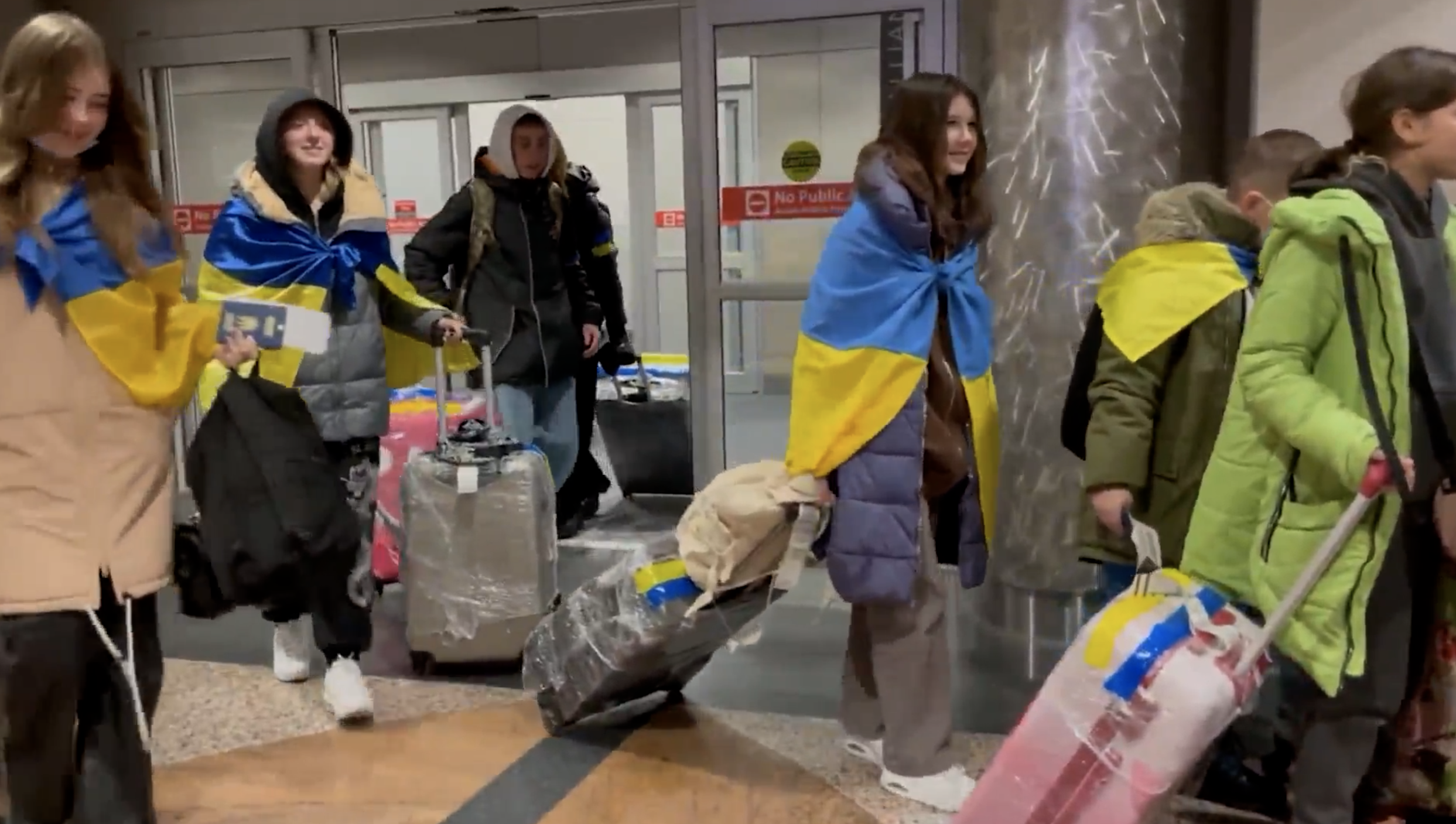 FOX31. Ukrainian children